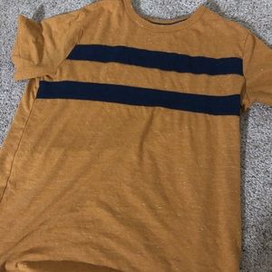old navy t-shirt large 14-16